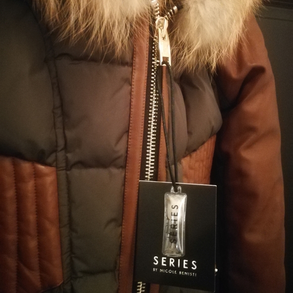 Women's designer coat- Series by Nicole Benisti - Picture 3 of 5